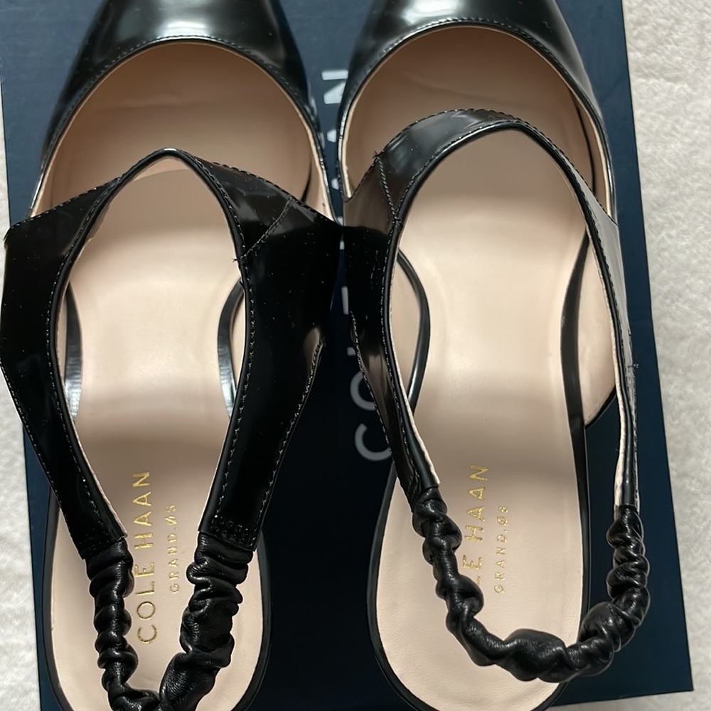 Cole haan pumps